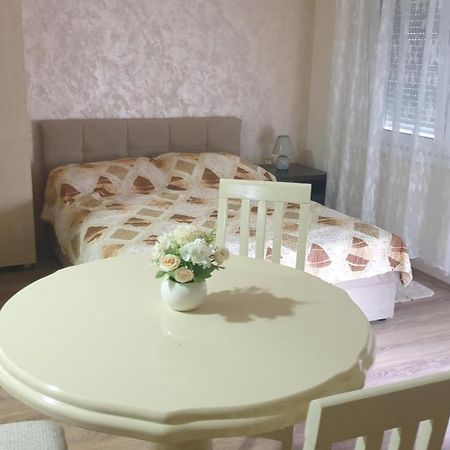 Apartments Kamenjar Novi Sad Exterior photo