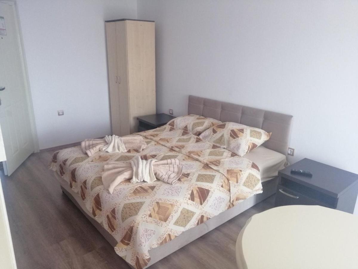 Apartments Kamenjar Novi Sad Room photo
