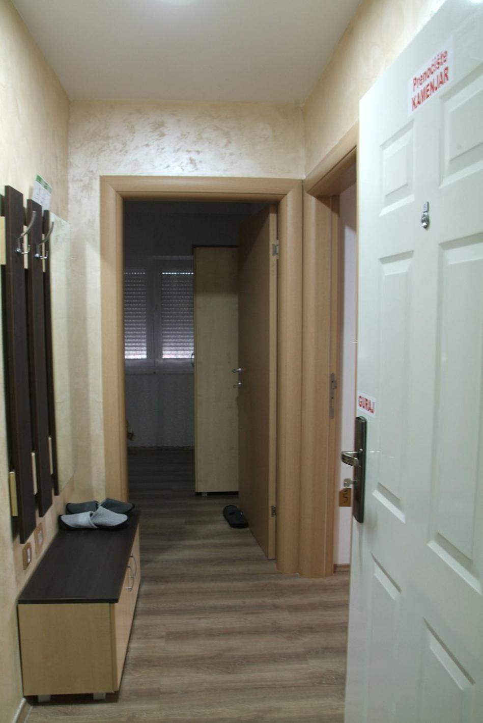 Apartments Kamenjar Novi Sad Room photo