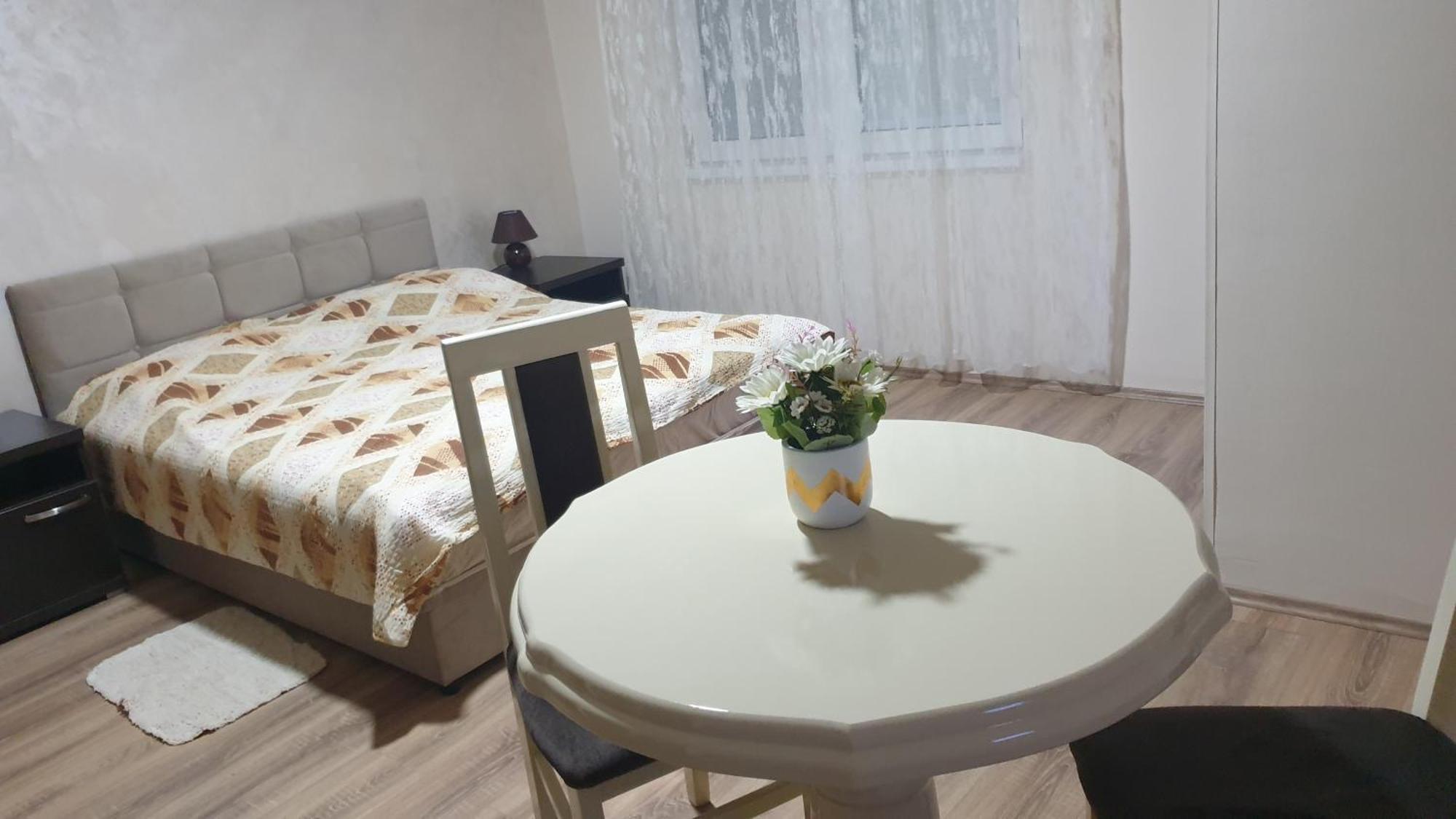 Apartments Kamenjar Novi Sad Room photo