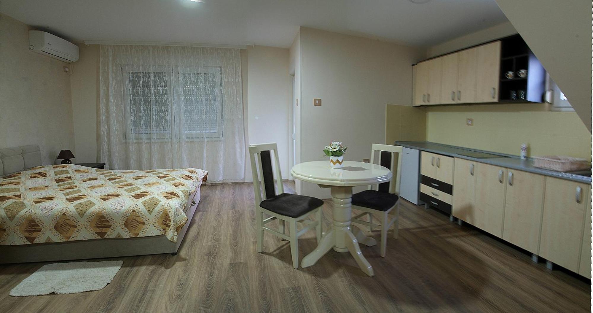Apartments Kamenjar Novi Sad Room photo