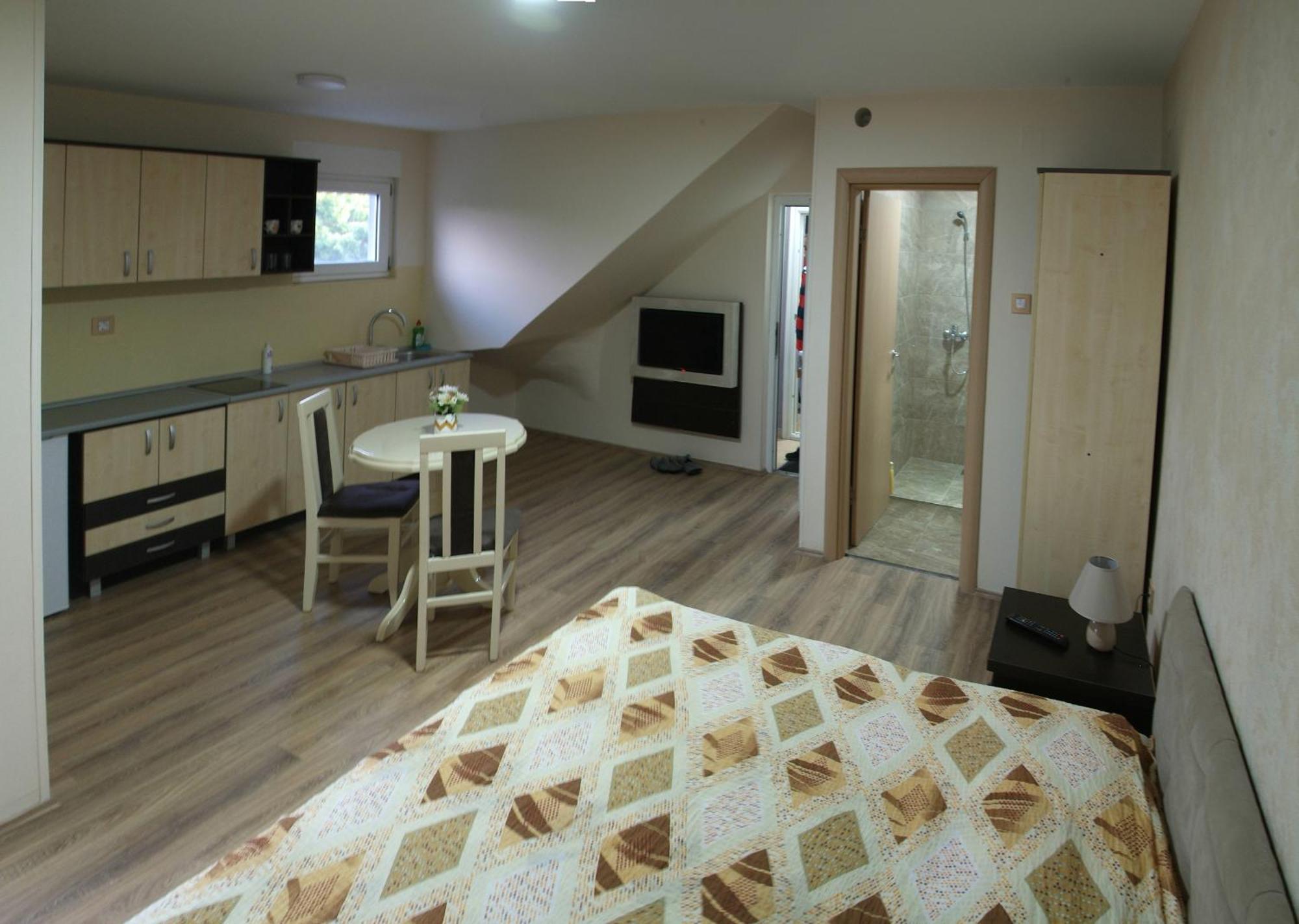 Apartments Kamenjar Novi Sad Room photo